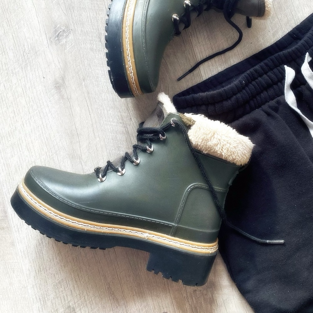 Marc Fisher Fairly lace up waterproof bootie - Picture 2 of 10